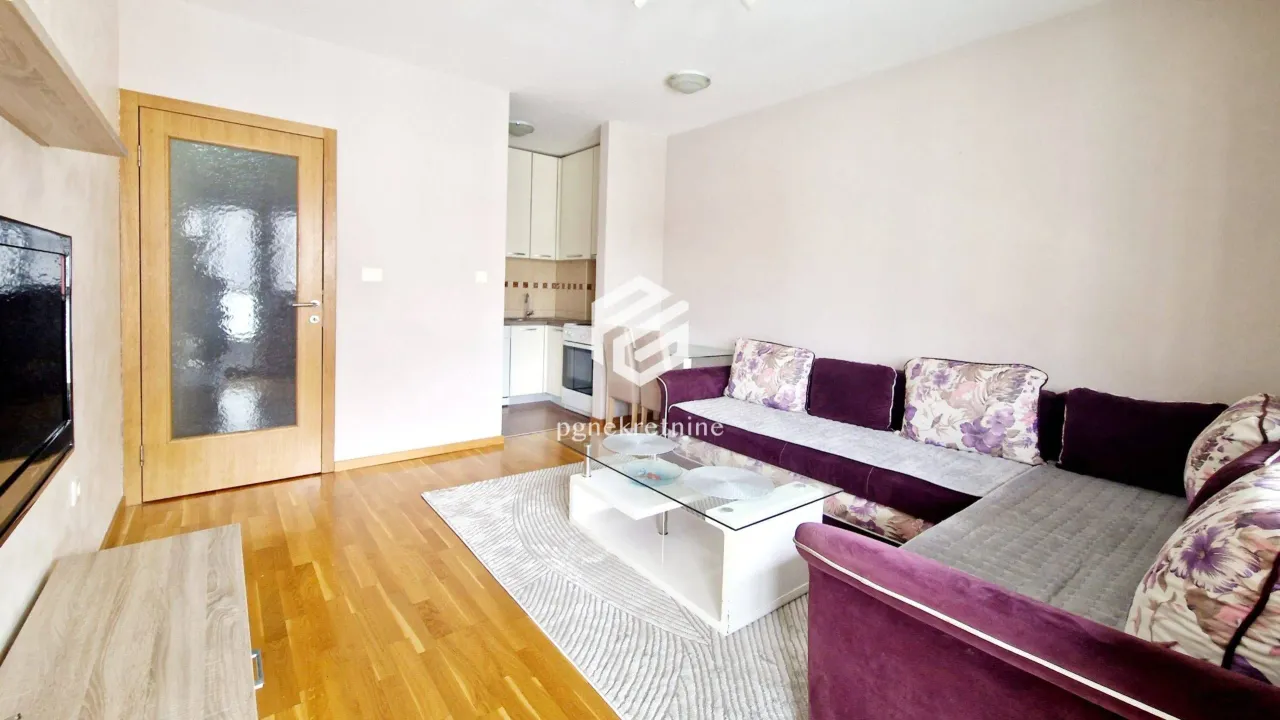 Rent, one bedroom apartment, 47m², Stari Aerodrom, Podgorica