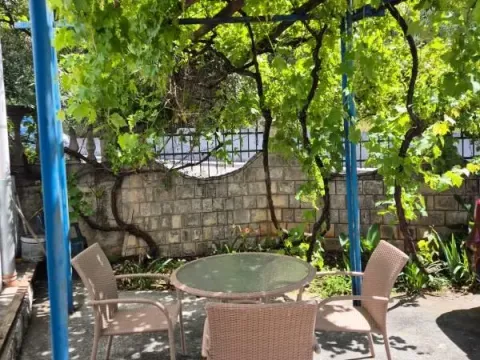 Prodaja, kuća, 403m², Petrovac, Budva - image 4