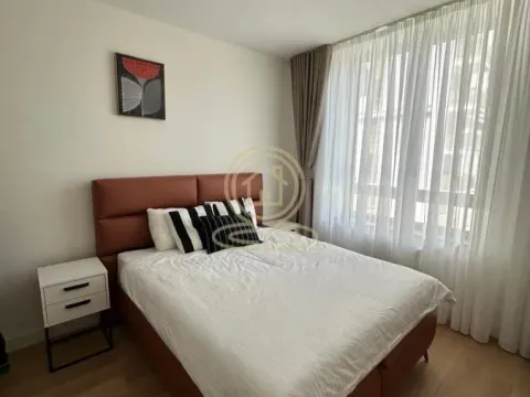 Izdavanje, trosoban stan, 87m², Savski Venac, Beograd - image 8