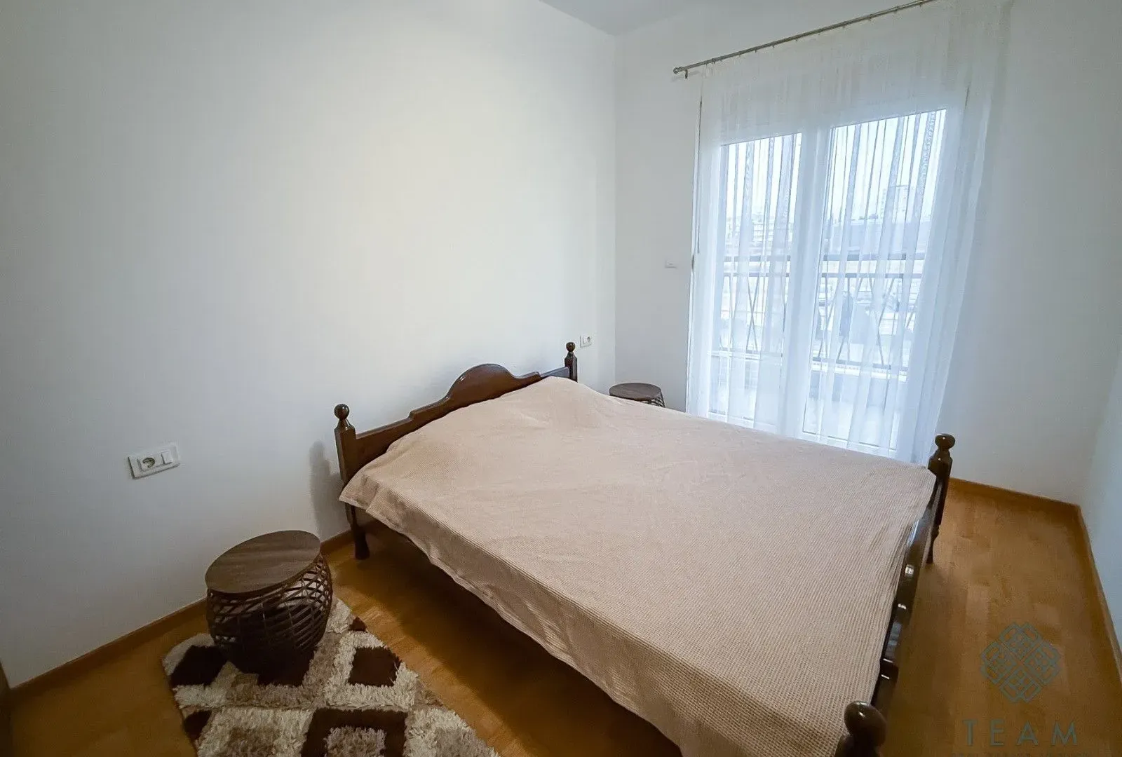 Izdavanje, jednosoban stan, 50m², Stari Aerodrom, Podgorica