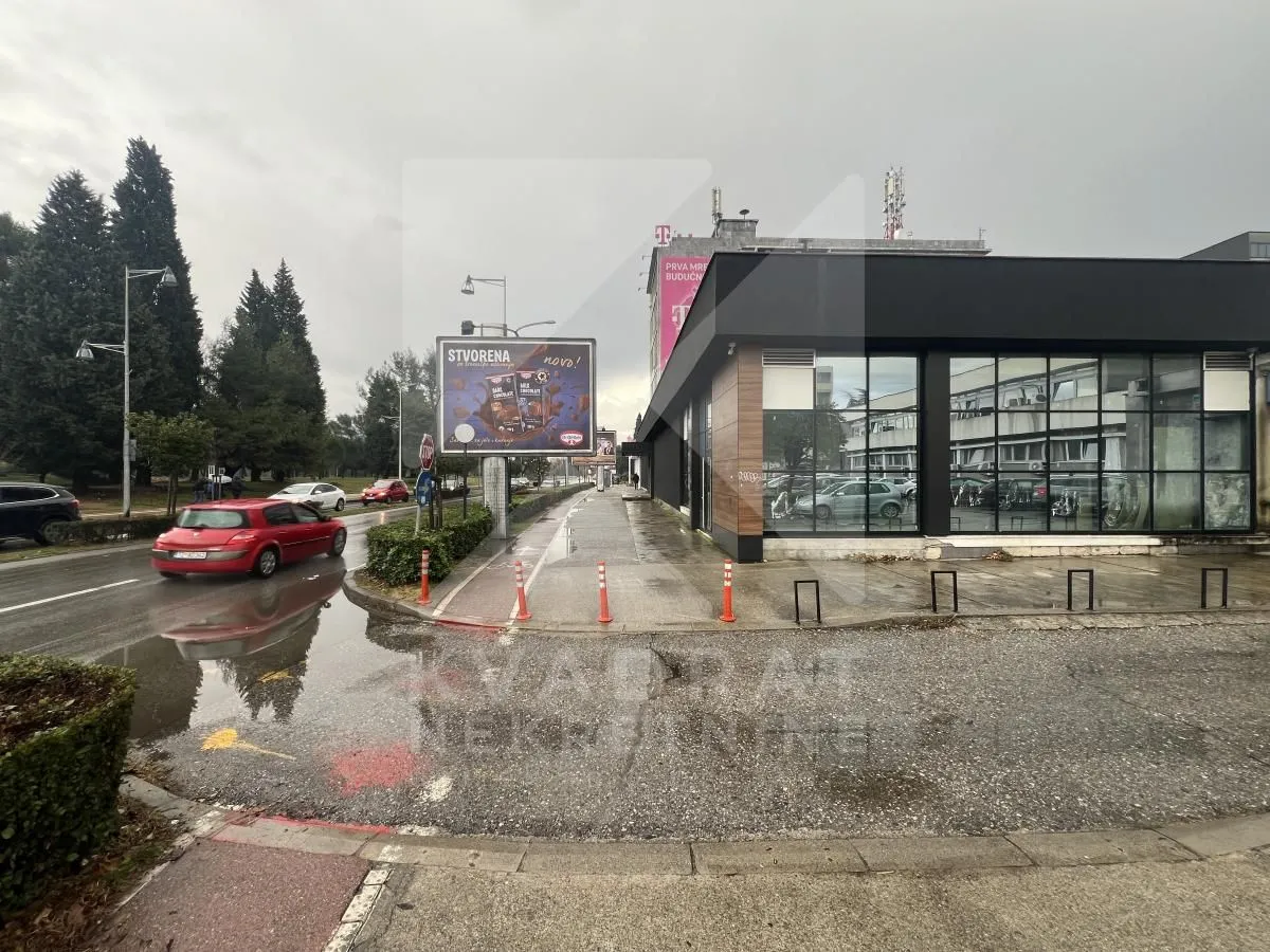 Izdavanje, poslovni prostor, 120m², Preko Morače, Podgorica