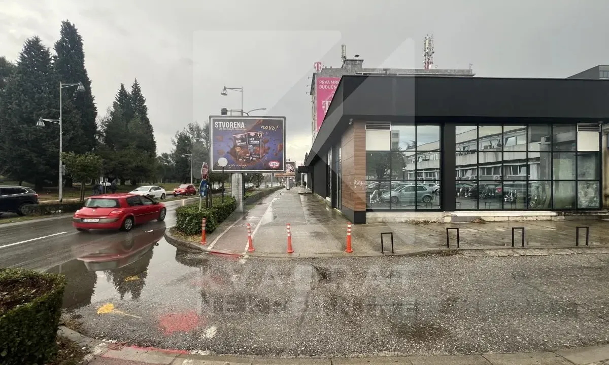 Izdavanje, poslovni prostor, 120m², Preko Morače, Podgorica