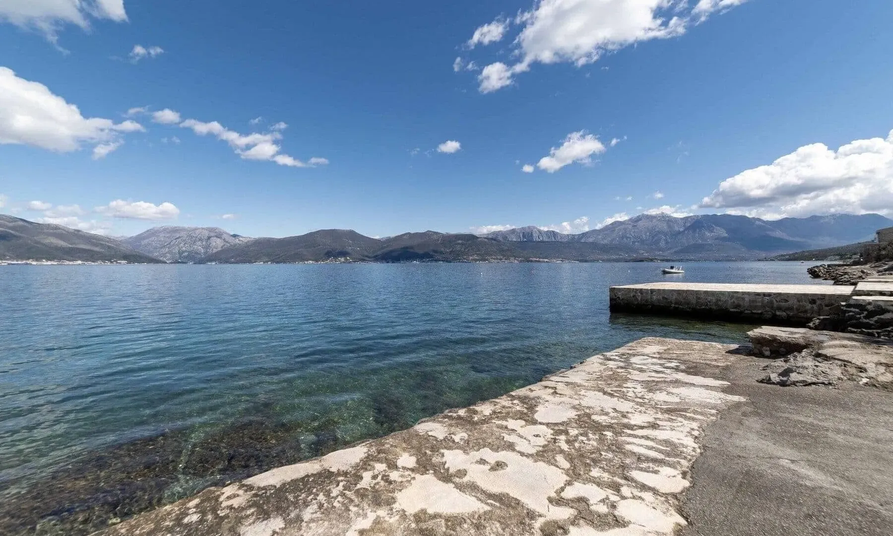 Prodaja, trosoban stan, 122m², Bratešići, Kotor