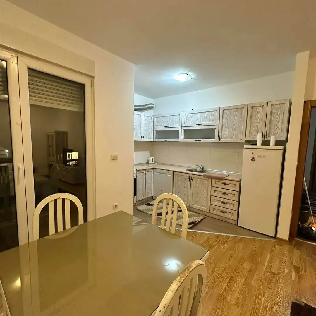 Rent, one bedroom apartment, 50m², Blok 6, Podgorica