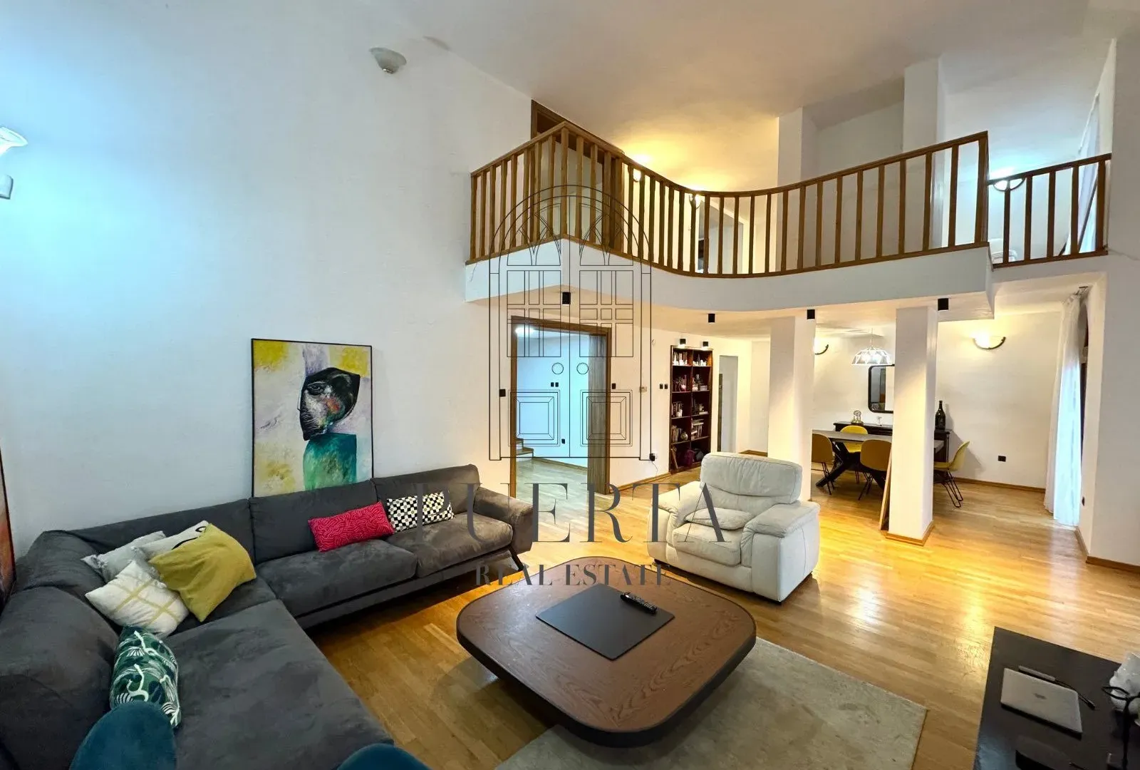 Rent, house, 300m², Gorica C, Podgorica