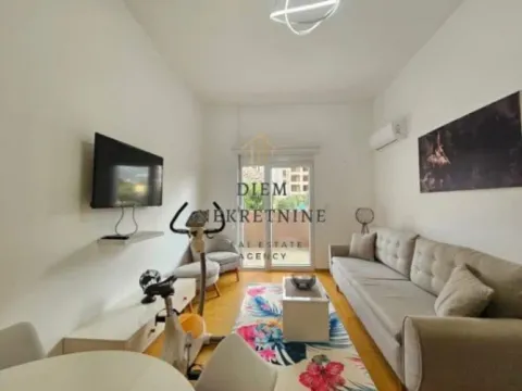 Prodaja, jednosoban stan, 40m², Ilino, Bar