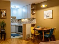 Izdavanje, dvosoban stan, 68m², Blok 9, Podgorica - image 2