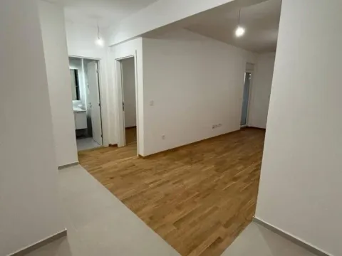 Izdavanje, jednosoban stan, 47m², Stari Aerodrom, Podgorica - image 3