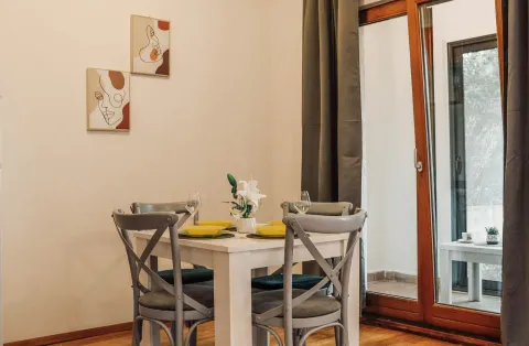 Prodaja, jednosoban stan, 65m², Kotor, Crna Gora - image 5