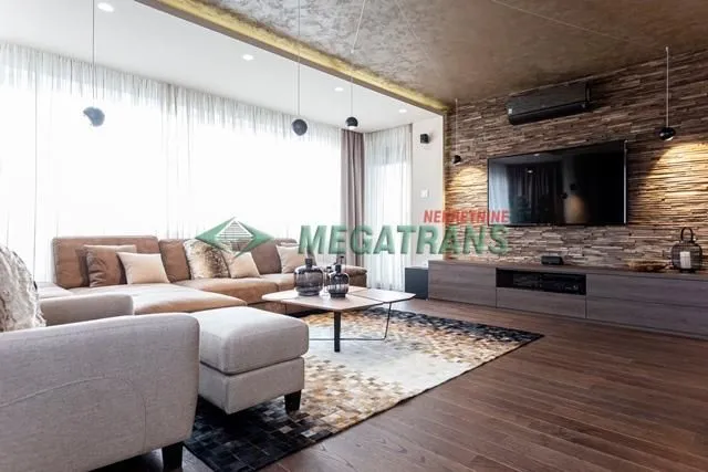 Izdavanje, četvorosoban stan, 112m², Bulevar Oslobodjenja, Novi Sad Sve Podlokacije