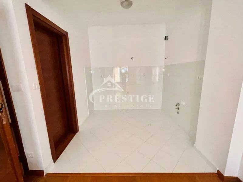 Prodaja, dvosoban stan, 69m², Momišići, Podgorica