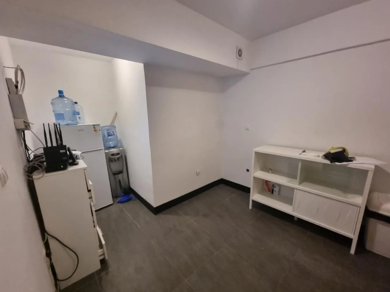 Rent, office space, 43m², Momišići, Podgorica