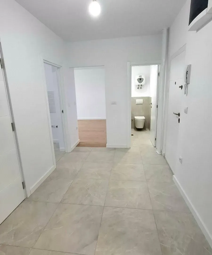 Prodaja, četvorosoban stan, 95m², Novi Beograd Blok 37, Novi Beograd Sve Podlokacije