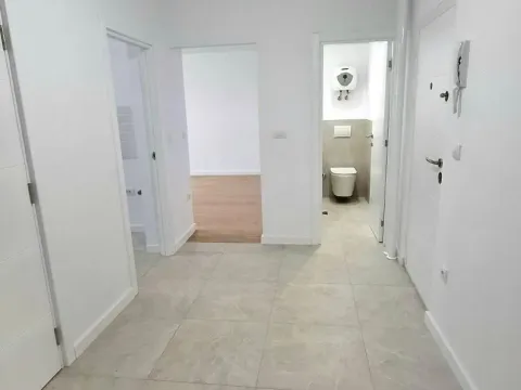 Prodaja, četvorosoban stan, 95m², Novi Beograd Blok 37, Novi Beograd Sve Podlokacije - image 12