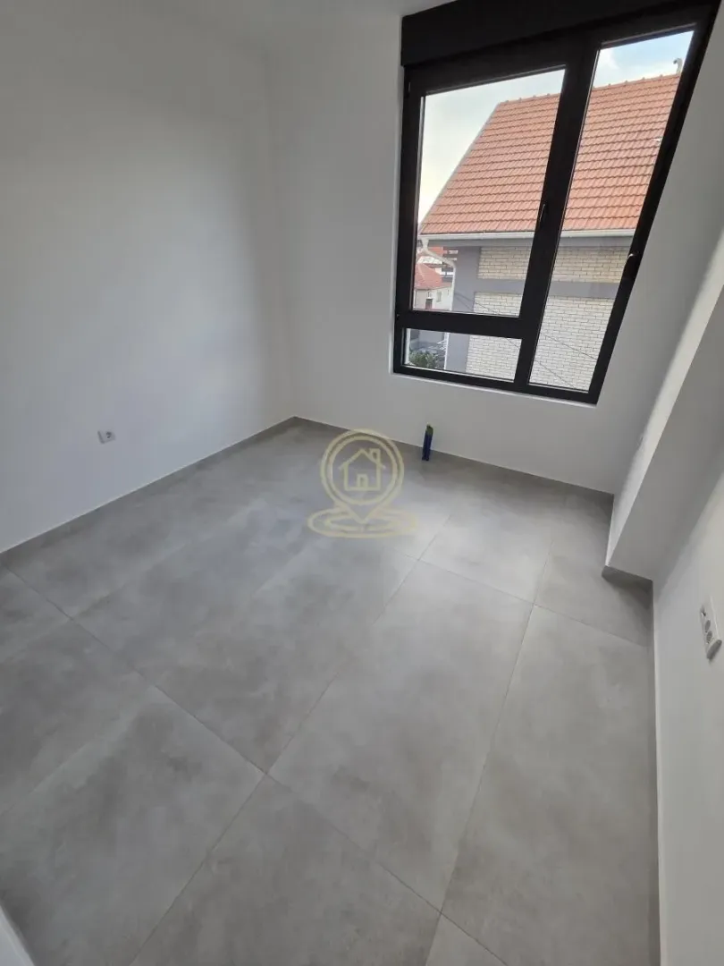 Sale, three bedroom apartment, 74m², Medijana, Niš