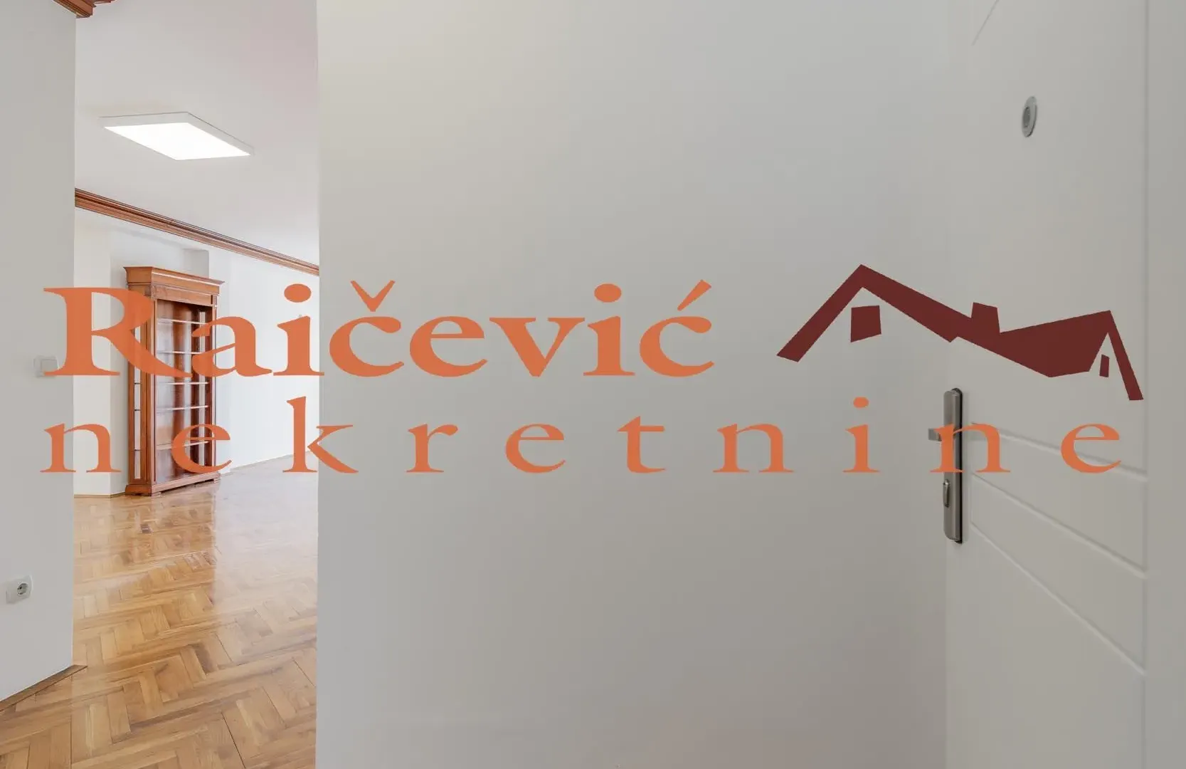 Prodaja, četvorosoban stan, 117m², Savski Venac, Beograd