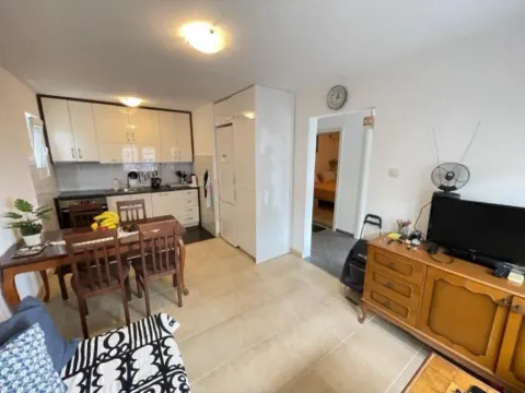 Prodaja, kuća, 70m², Sutomore, Bar - image 10