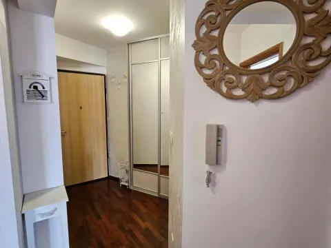 Prodaja, dvosoban stan, 56m², Stari Aerodrom, Podgorica - image 11