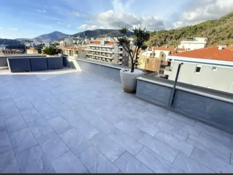 Prodaja, trosoban stan, 463m², Bečići, Budva - image 18