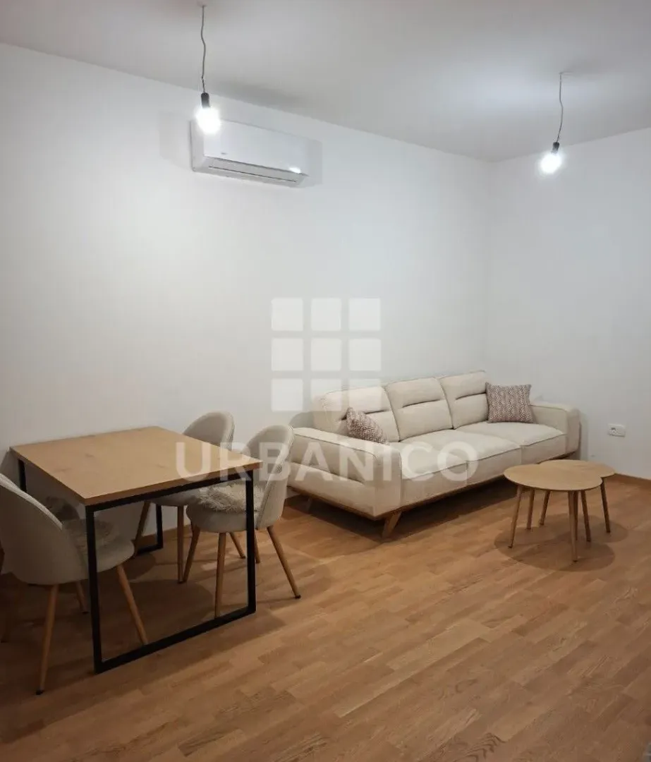 Izdavanje, jednosoban stan, 48m², Pobrežje, Podgorica