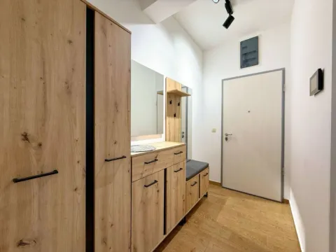 Sale, two bedroom apartment, 81m², Bečići, Budva - image 7