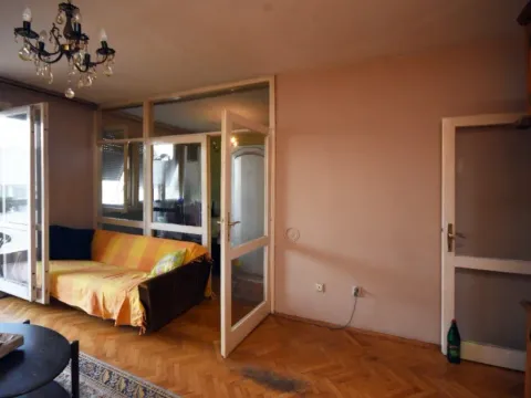 Prodaja, četvorosoban stan, 120m², Oktobarske Revolucije, Podgorica - image 8