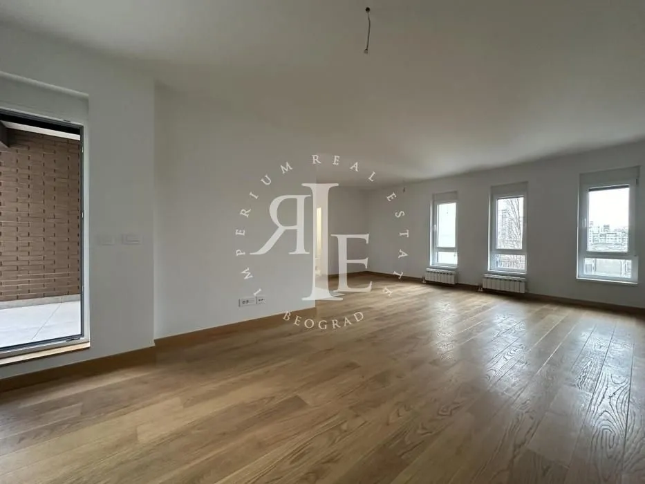 Prodaja, trosoban stan, 84m², Tošin bunar, Novi Beograd Sve Podlokacije