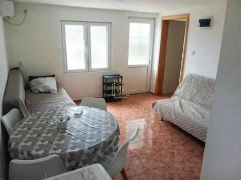 Rent, house, 50m², Radanovići, Kotor - image 4