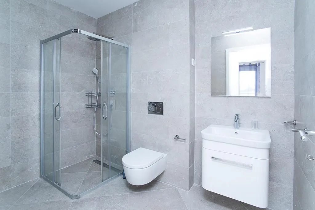 Prodaja, jednosoban stan, 57m², Pod Kuk, Tivat