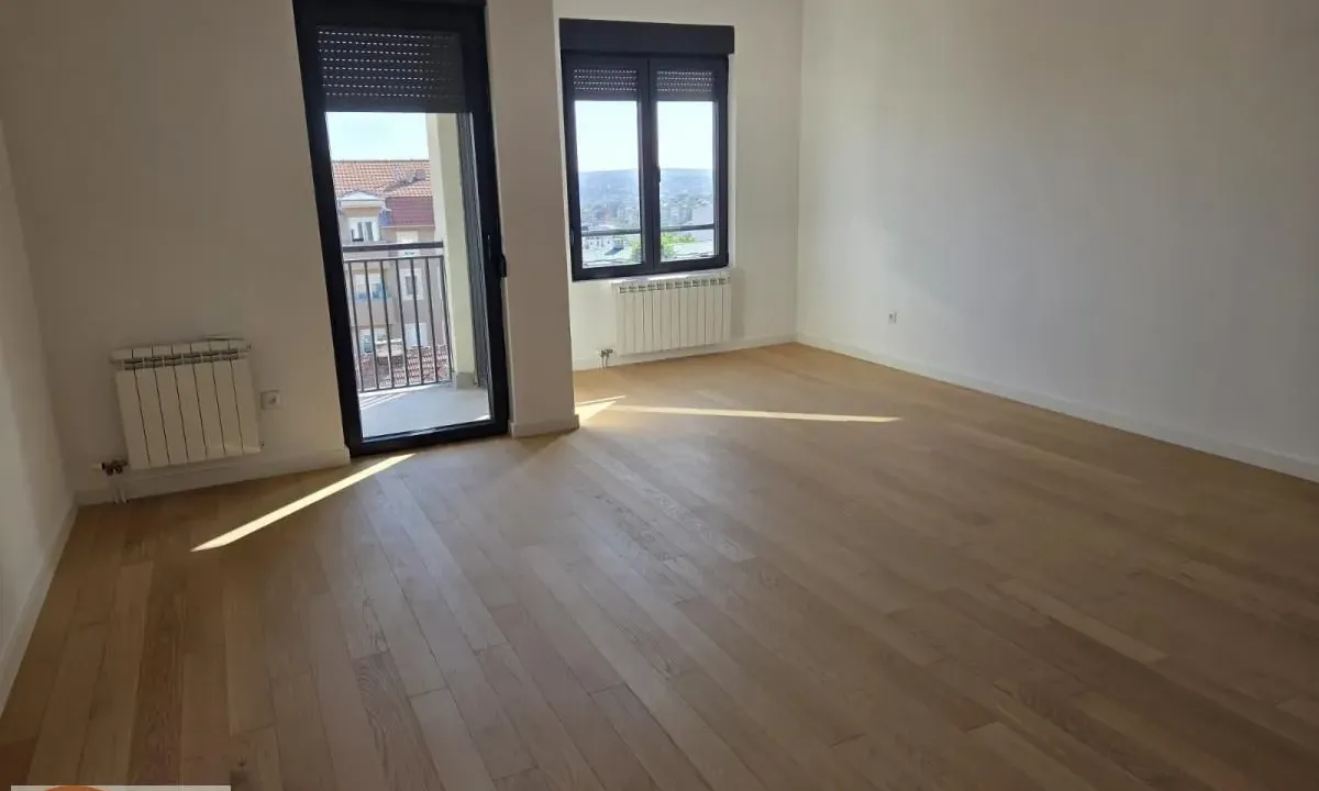 Prodaja, trosoban stan, 95m², Cvetkova Pijaca, Zvezdara Sve Podlokacije