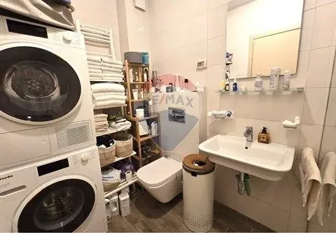 Prodaja, dvosoban stan, 72m², City Kvart, Podgorica - image 6