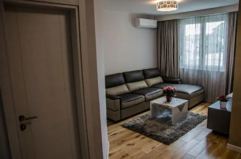 Rent, one bedroom apartment, 45m², Centar, Podgorica - image 19
