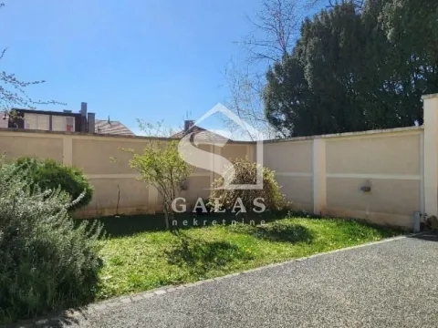 Prodaja, kuća, 241m², Banovo Brdo, Beograd - image 18