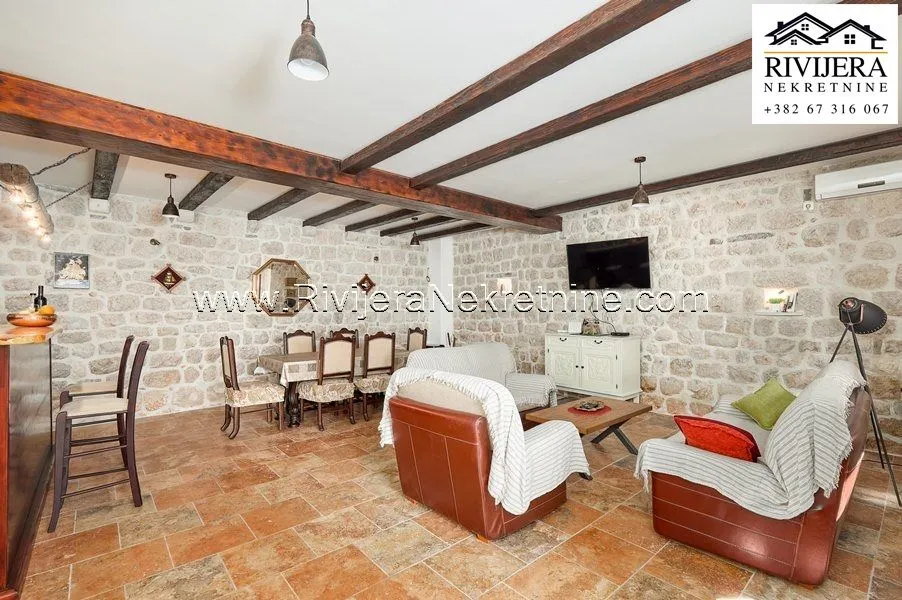 Sale, house, 450m², Dobrota, Kotor