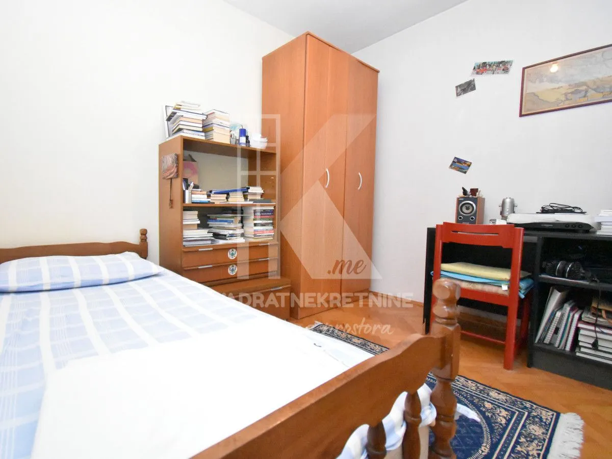 Prodaja, četvorosoban stan, 120m², Blok 7, Podgorica