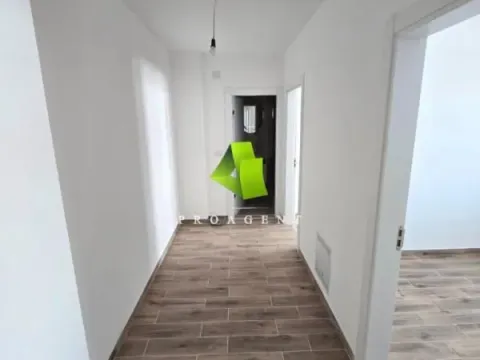 Sale, two bedroom apartment, 70m², Pantelej, Niš - image 6