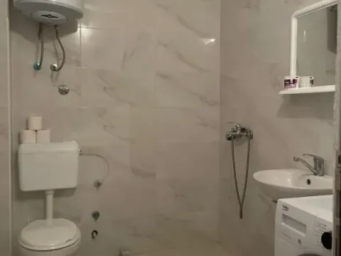 Sale, two bedroom apartment, 65m², Ulcinj, Crna Gora - image 5