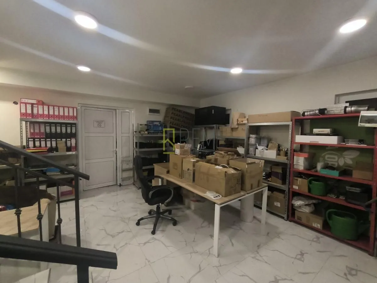 Sale, office space, 101m², Blok 9, Podgorica