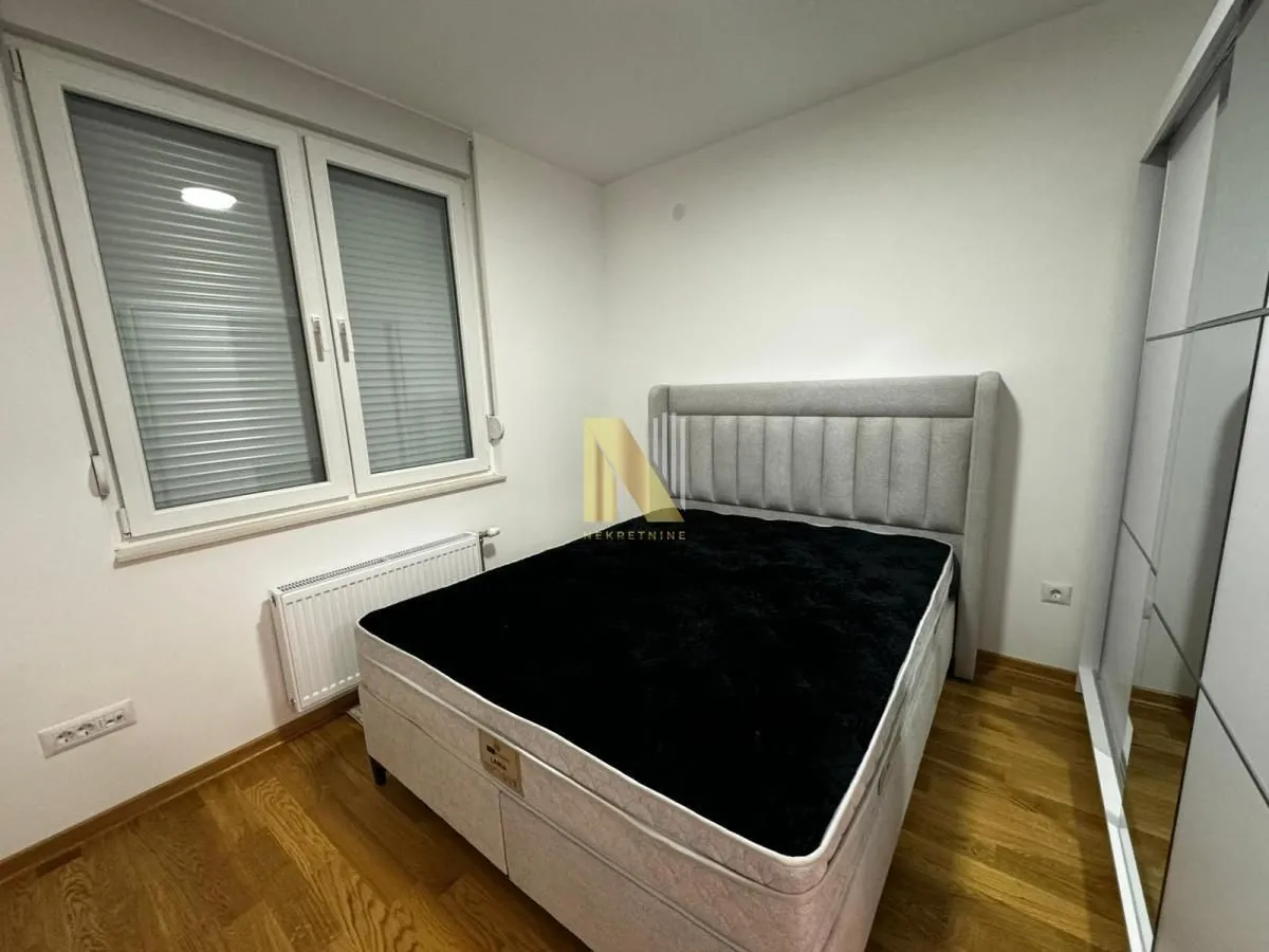 Izdavanje, dvosoban stan, 48m², Bulevar patrijarha Pavla, Novi Sad Sve Podlokacije
