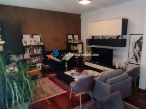 Izdavanje, trosoban stan, 95m², Savski Venac, Beograd - image 23