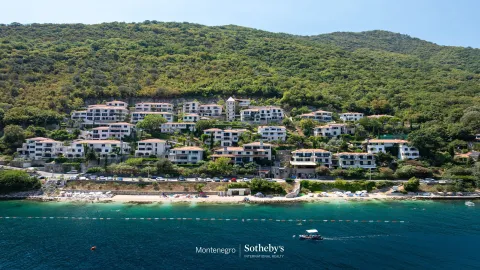 Prodaja, dvosoban stan, 101m², Kostanjica, Kotor - image 35