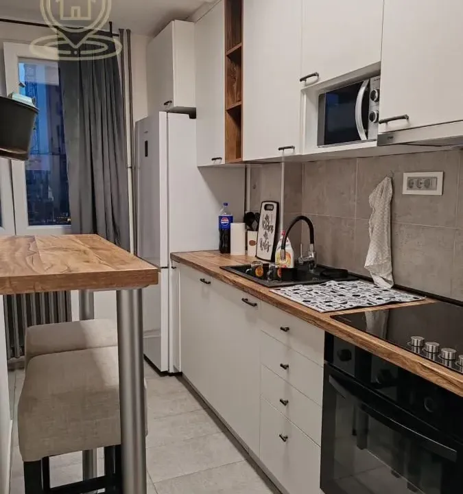 Izdavanje, dvosoban stan, 46m², Sajmište, Novi Sad