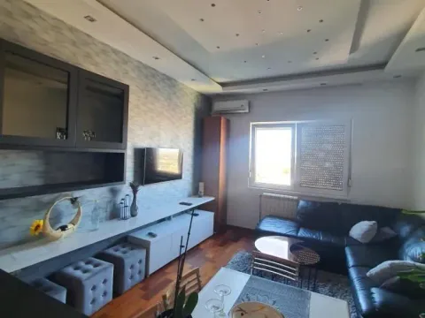 Rent, two bedroom apartment, 54m², Bulevar Evrope, Novi Sad Sve Podlokacije - image 3