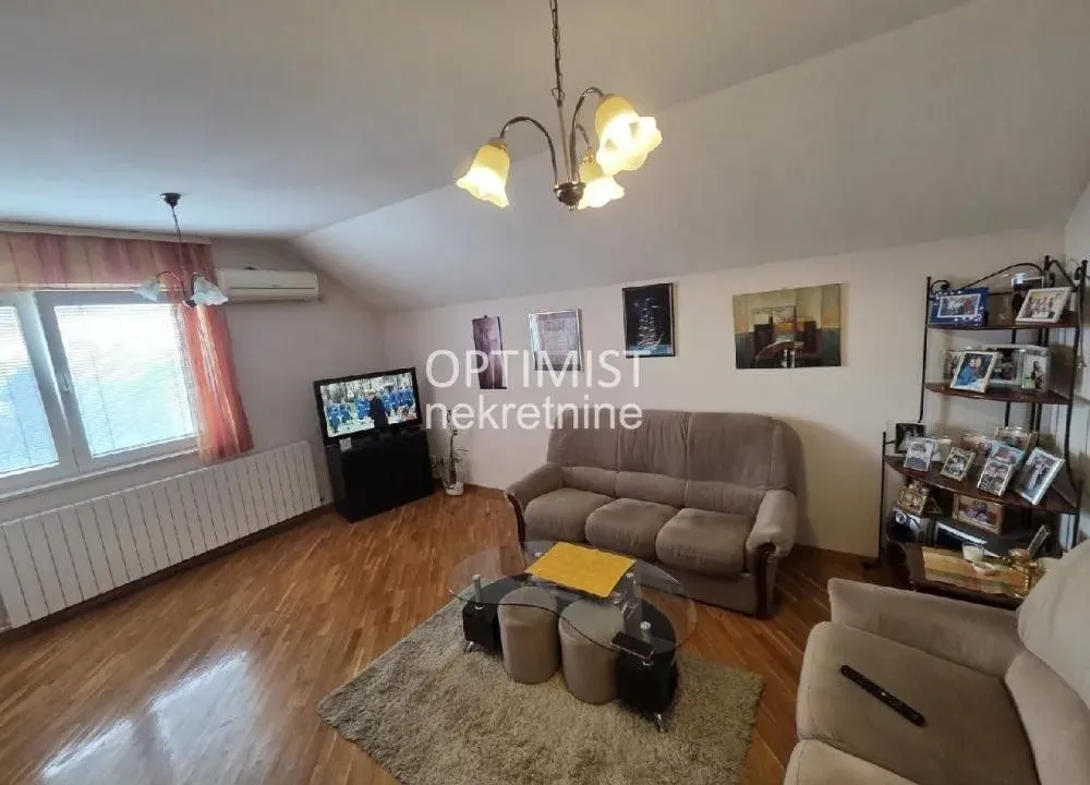 Sale, four bedroom apartment, 95m², Brace Jerković, Voždovac Sve Podlokacije