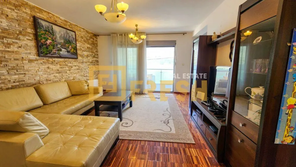Sale, two bedroom apartment, 102m², Kotor, Crna Gora
