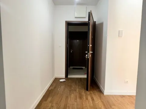 Prodaja, jednosoban stan, 46m², Stari Aerodrom, Podgorica - image 7