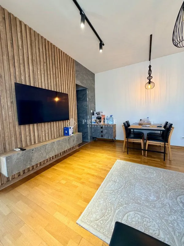 Rent, one bedroom apartment, 51m², Stari Aerodrom, Podgorica