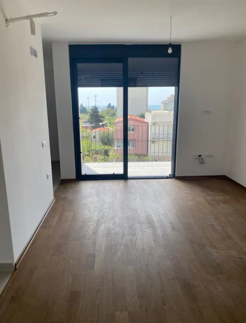 Prodaja, dvosoban stan, 60m², Bar, Crna Gora
