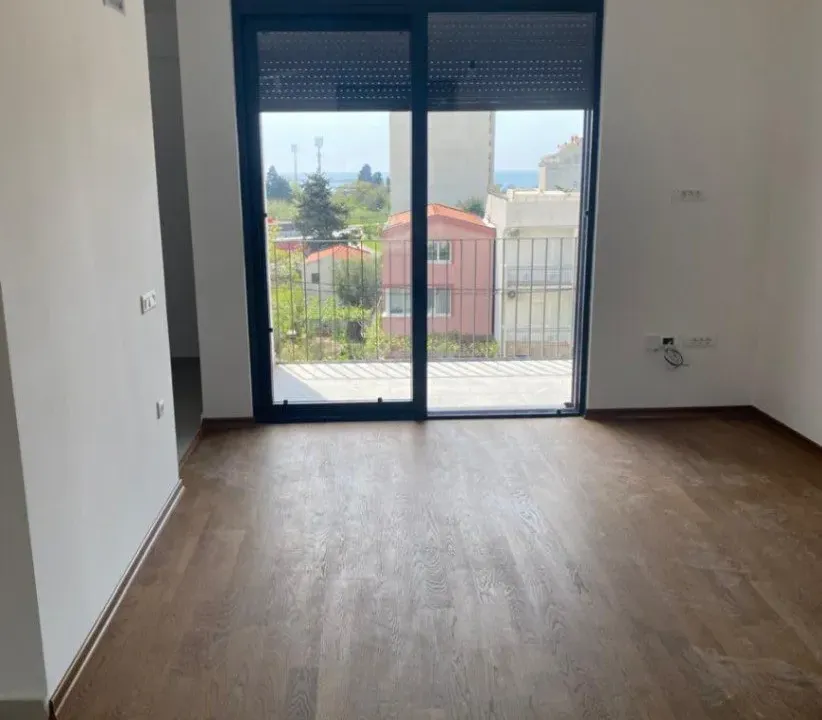 Prodaja, dvosoban stan, 60m², Bar, Crna Gora