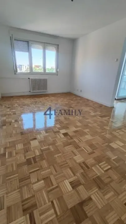 Prodaja, trosoban stan, 77m², Zemun Meandri, Zemun Sve Podlokacije